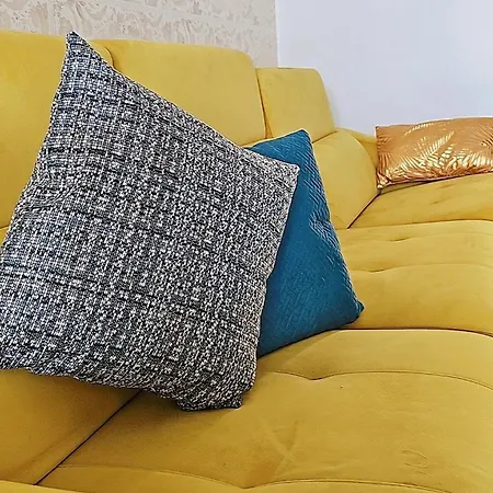 Blu Di Malta - Luxurious Designer